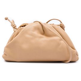 Borsa a tracolla The Mini Pouch Bottega Veneta in nappa di agnello marrone