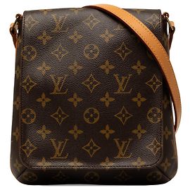 Louis Vuitton Monogram Musette Salsa PM Crossbody Bag mit langem Riemen, Braun