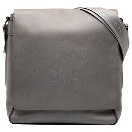 Louis Vuitton Taiga Roman MM Crossbody Bag Grau