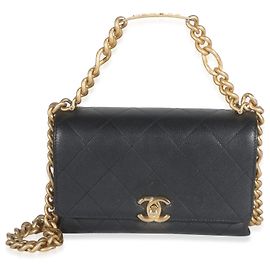 Bolsa de aba Chanel Mini Bracelet On Chain em couro caviar matelassé preto
