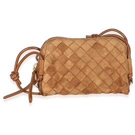 Bottega Veneta Mini Concert Pouch en daim Intrecciato couleur Amber