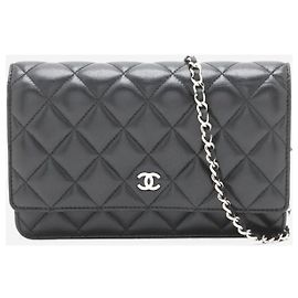 Chanel Carteira On Chain acolchoada em pele de cordeiro preta 2018