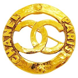 Broche Chanel plaquée or
