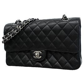 Bolsa de Ombro Chanel Matelassé