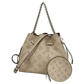 Bolsa Louis Vuitton Mahina Bella