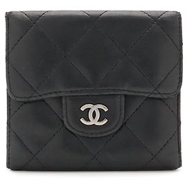 Cartera bi-fold Chanel Matelassé Coco Mark