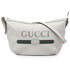 Sac crossbody demi-lune Gucci en cuir de veau grainé blanc avec logo