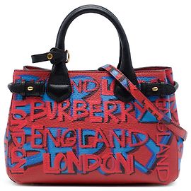Borsa Satchel Banner Burberry in pelle di vitello grana grossa rossa con stampa Graffiti Small