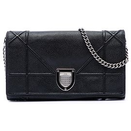Autre Marque Cartera Diorama Croisiere con cadena de piel de becerro granulada negra Dior