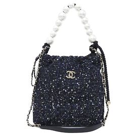 Bolso Chanel de tweed negro y azul marino