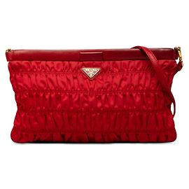 Prada Crossbody-Schultertasche mit Dreiecks-Logo-Plakette