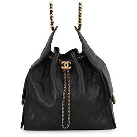 Chanel Matelassé Medium Schultertasche