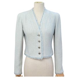 CHANEL SHORT JACKET LOGO BUTTONS P14754 M 38 LIGHT BLUE WOOL TWEED JACKET