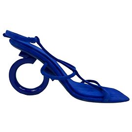 Salvatore Ferragamo Ferragamo Elina Sandaletten aus blauem Ziegenwildleder