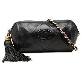 Chanel Coco Mark Matelassé Schultertasche mit Quaste und Kette
