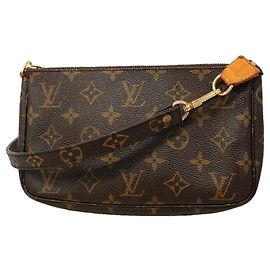 Louis Vuitton Monogram Pochette Accessoires Tasche