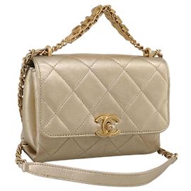 Borsa a tracolla CHANEL Matelasse con catena in pelle d'agnello 2way Gold CC Auth 206384SAM