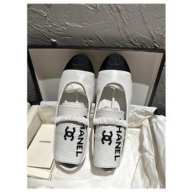 Chanel Ballerinas aus Tweed Weiß Größe 36
