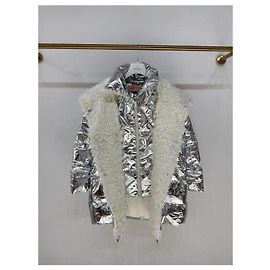 Manteau Yves Salomon en peau lainée argent