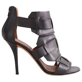 Givenchy Absatzschuhe aus Leder Schwarz Größe 38