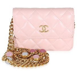 Chanel Mini Wallet On Chain aus gestepptem Lammleder in Hellrosa mit Schmucksteinen