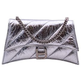 Balenciaga Borsa a tracolla Crush XS in pelle metallizzata matelassé argento