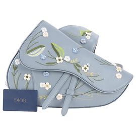 Christian Dior Saddle Schultertasche aus Leder mit Blumenstickerei