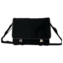 Bolso de hombro Prada en nylon Tessuto Pocono y cuero Saffiano con logo triangular
