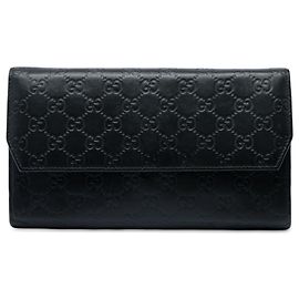 Gucci Black Guccissima Clutch
