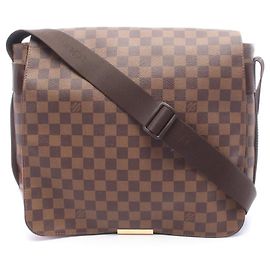 Bolsa de Ombro Louis Vuitton Bastille