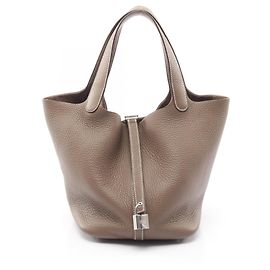 Hermès Bolsa Hermes Picotin Lock MM em Gray