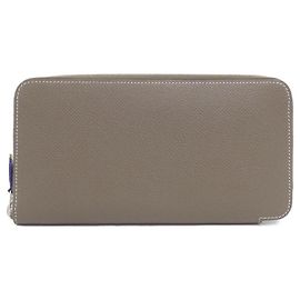 Hermès Portefeuille bi-fold en soie Hermes SANGLES