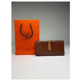 Vintage Hermès Dogon Textured Leather Bifold Wallet Brown Orange