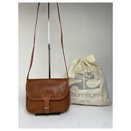 Courreges Vintage Courrèges Umhängetasche mit Klappe aus strukturiertem Leder Späte 1970er Brown