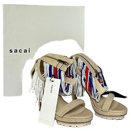 Sacai Vintage Absatzsandaletten Suede Fringe Mid-2010s Beige EU36