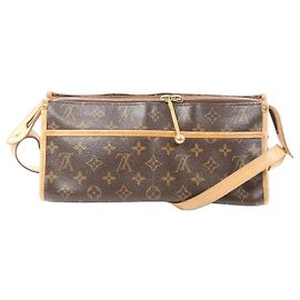 Bolsa Tiracolo Louis Vuitton Popincourt Long Monogram em Castanho M40008