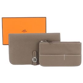 Hermès Cartera larga de piel Hermes Dogon Y Stamp Duo GM