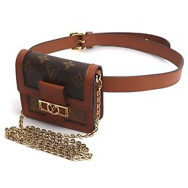 Louis Vuitton Dauphine BB Schultertasche