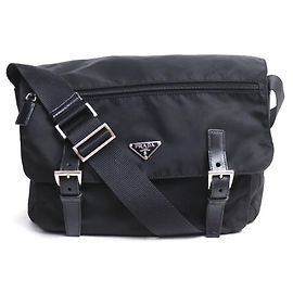 Bolso de hombro Prada en Black