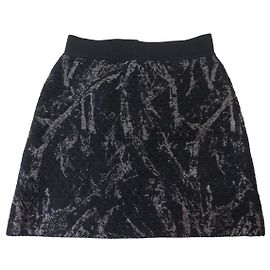 JUPE COURTE CHANEL P42496K04282 TWEED EN LAINE NOIRE S 36 BLACK WOOL SKIRT