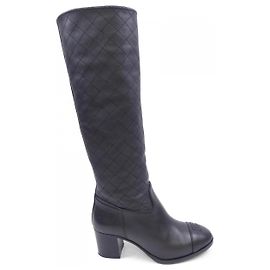 Stivali alti in pelle di vitello Chanel G39248X56605