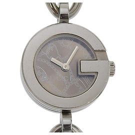 Gucci G Charm Armbanduhr aus Edelstahl