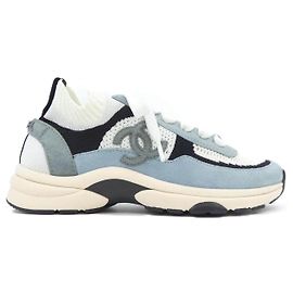 Chanel Sneaker aus Strick und Wildleder-Kalbsleder