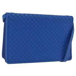Borsa a tracolla BOTTEGA VENETA INTRECCIATO in pelle blu Auth mr2978