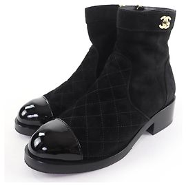 Stivali in pelle scamosciata Matelasse CHANEL COCO Mark Turnlock