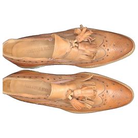 Mocasines Melvin & Hamilton de cuero marrón con borlas
