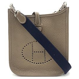 Hermès Bolsa de ombro Hermes Evelyne Amazone 16 TPM Etoupe
