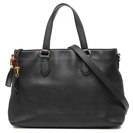 Borsa Satchel Gucci in pelle di vitello nera con nappina in bambù