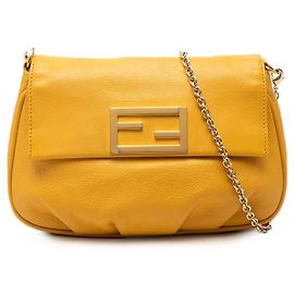 Fendi Fendista Pochette Crossbody aus gelbem Leder