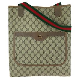 Gucci GG Supreme Tote Bag